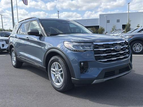Vapor Blue Metallic 2026 Ford Explorer Active