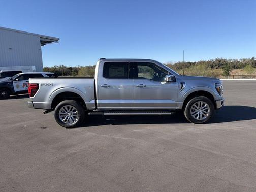 Iconic Silver Metallic 2026 Ford F-150 Lariat