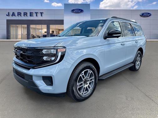 Glacier Gray Metallic 2026 Ford Expedition Active