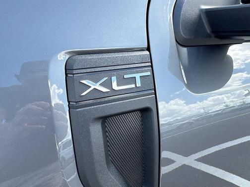 Carbonized Gray Metallic 2026 Ford Maverick XLT