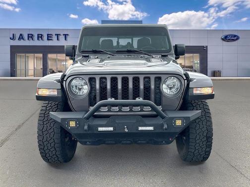 Granite Crystal Clearcoat Metallic 2023 Jeep Gladiator Rubicon