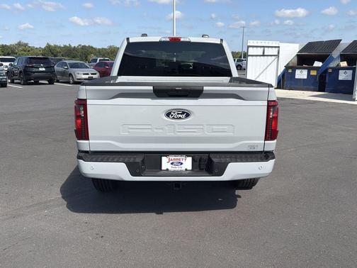 Avalanche 2026 Ford F-150 STX