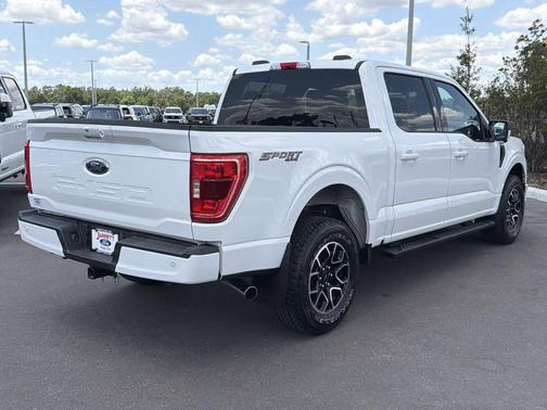 Oxford White 2021 Ford F-150 XLT