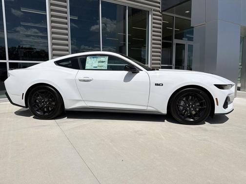 Oxford White 2026 Ford Mustang GT Premium