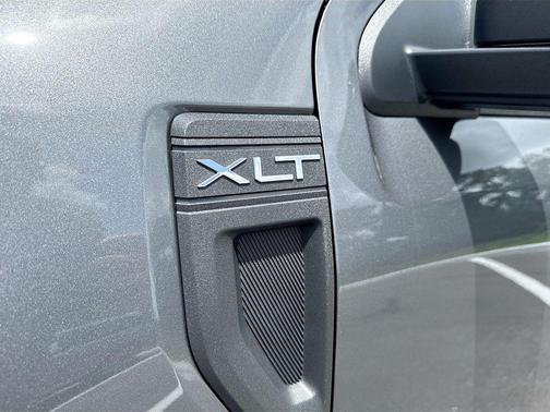 Gray Metallic 2024 Ford Maverick XLT