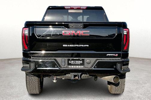 Onyx Black 2024 GMC Sierra 2500 AT4