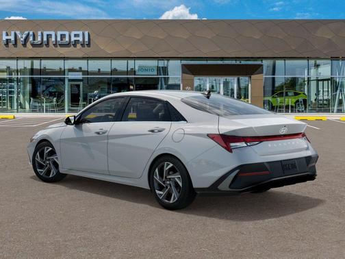 2025 Hyundai ELANTRA HEV Limited