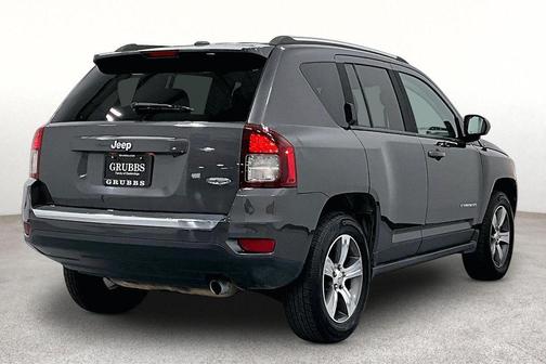 Granite Crystal Metallic Clearcoat 2016 Jeep Compass High Altitude