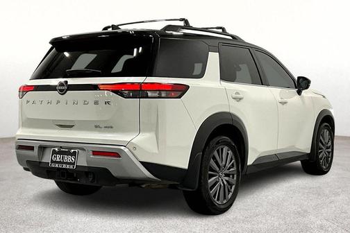 2024 Nissan Pathfinder SL 4WD