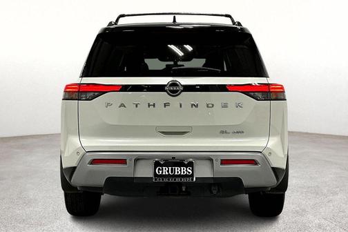 2024 Nissan Pathfinder SL 4WD
