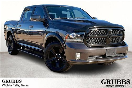 2018 RAM 1500 Night Crew Cab 4x4 5'7' Box
