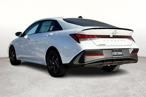 2026 Hyundai ELANTRA Sport