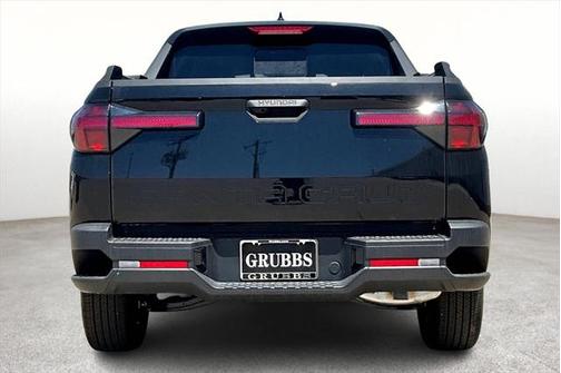 2025 Hyundai SANTA CRUZ SEL Activity