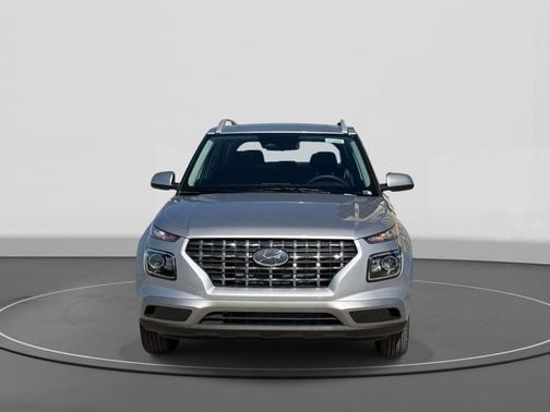 Shimmering Silver 2026 Hyundai VENUE SEL