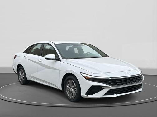 Serenity White 2026 Hyundai ELANTRA SE