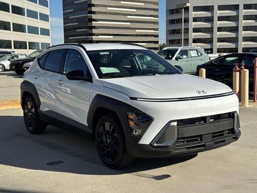 Atlas White 2026 Hyundai KONA SEL Sport