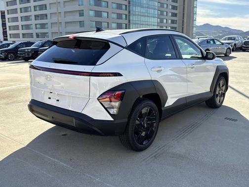 Atlas White 2026 Hyundai KONA SEL Sport