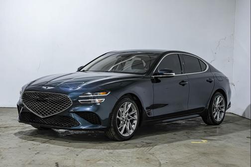 2022 Genesis G70 2.0T RWD