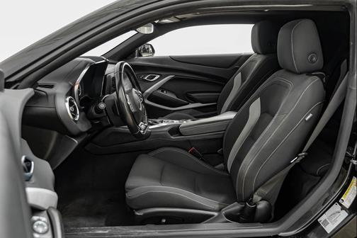 2022 Chevrolet Camaro 1LT