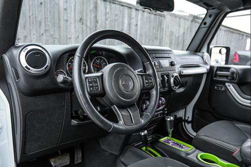 2016 Jeep Wrangler Sahara