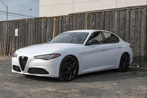 2020 Alfa Romeo Giulia Base