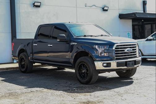 Blue 2016 Ford F-150 XLT