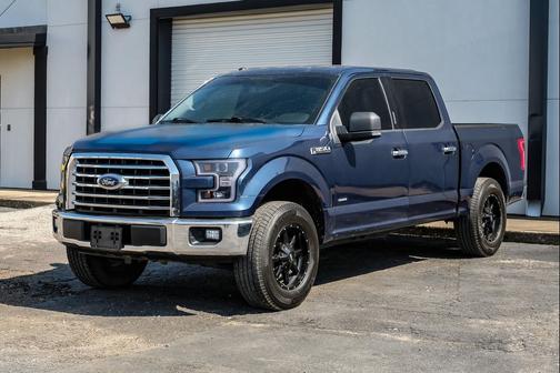 Blue 2016 Ford F-150 XLT