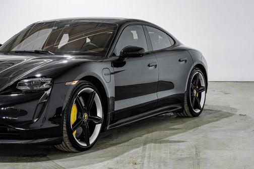 2020 Porsche Taycan Turbo S