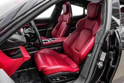 2020 Porsche Taycan Turbo S