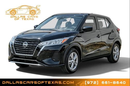 Super Black 2022 Nissan Kicks S