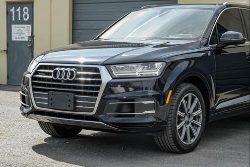 2017 Audi Q7 3.0T Prestige