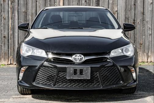2016 Toyota Camry XLE