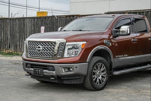 2017 Nissan Titan XD Platinum Reserve