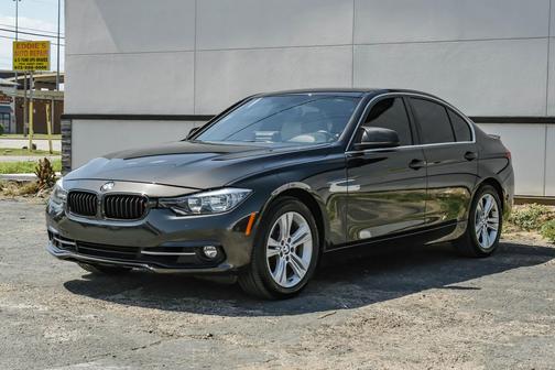 Gray 2017 BMW 330 i