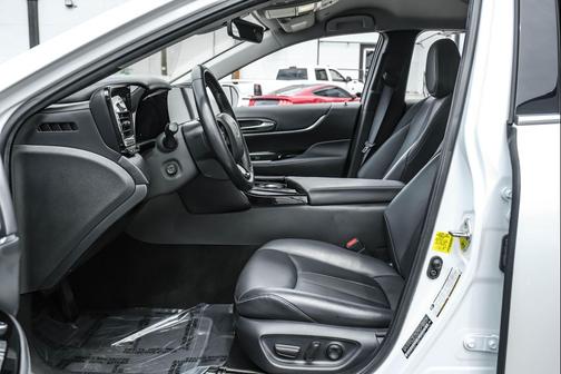 Oxygen White 2023 Toyota Mirai Base