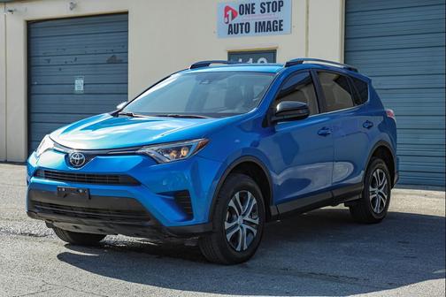 2017 Toyota RAV4 LE