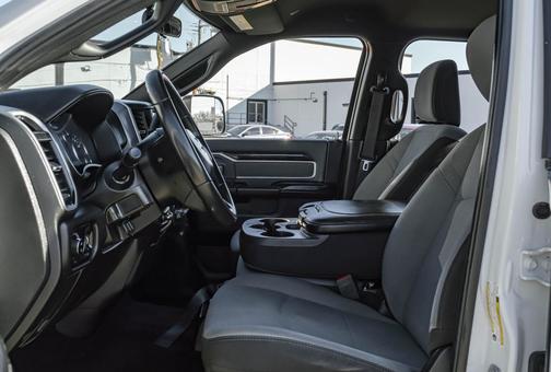 2022 RAM 2500 Big Horn Crew Cab 4x4 6'4' Box