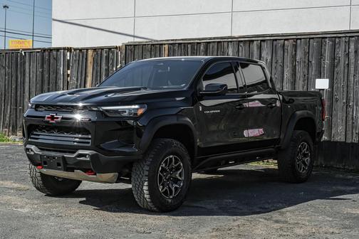 2024 Chevrolet Colorado ZR2