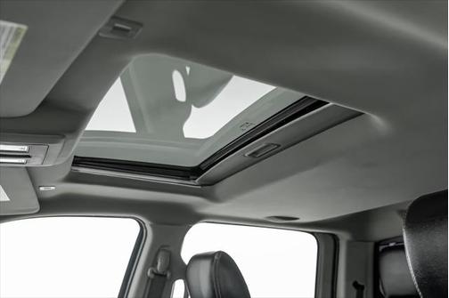 2018 RAM 3500 Laramie Crew Cab 4x4 8' Box