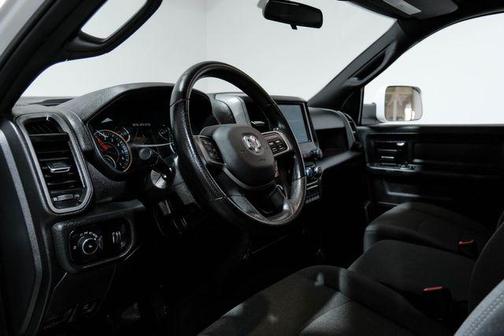 2022 RAM 2500 Tradesman Crew Cab 4x4 6'4' Box