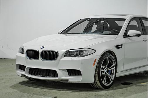 2013 BMW M5 Base