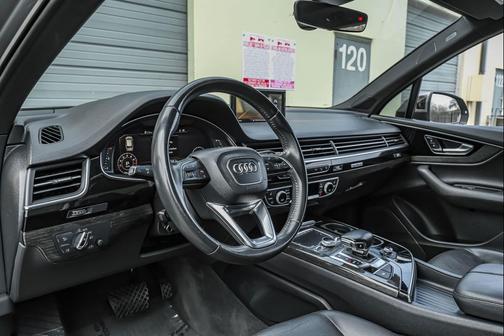 2017 Audi Q7 3.0T Premium