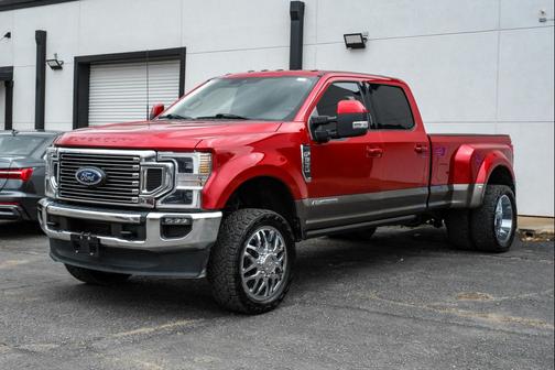 Rapid Red Metallic Tinted Clearcoat 2021 Ford F-350 Lariat