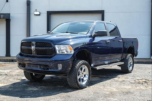 2018 RAM 1500 SLT