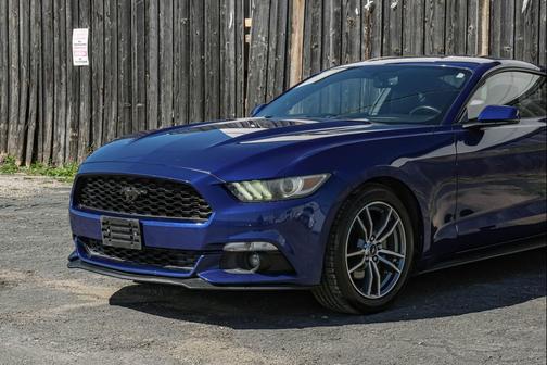 2015 Ford Mustang EcoBoost Premium