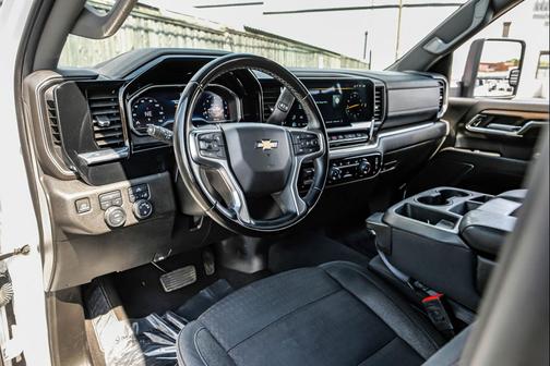 2024 Chevrolet Silverado 2500 LT