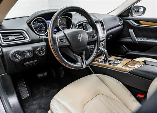 2020 Maserati Ghibli GranLusso