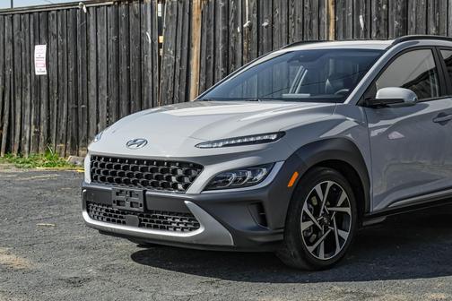 2023 Hyundai KONA Limited