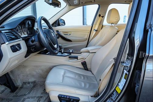 2014 BMW 335 4dr Sdn 335i xDrive AWD