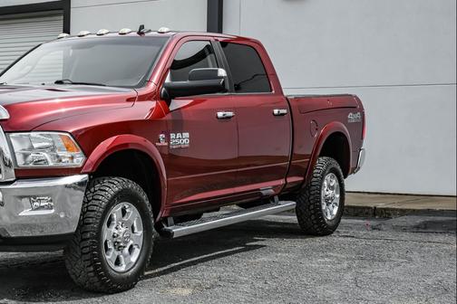 2017 RAM 2500 Lone Star Crew Cab 4x4 6'4' Box